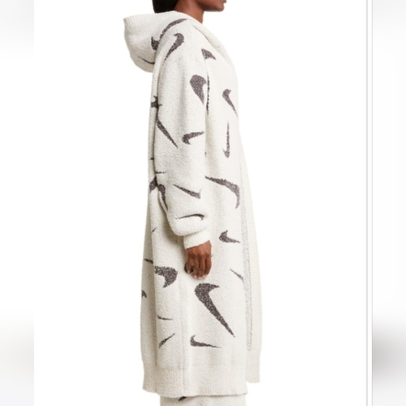 Nike Phoenix Cream and Charcoal Gray Boucle Long Cardigan Size Small - Picture 9 of 9